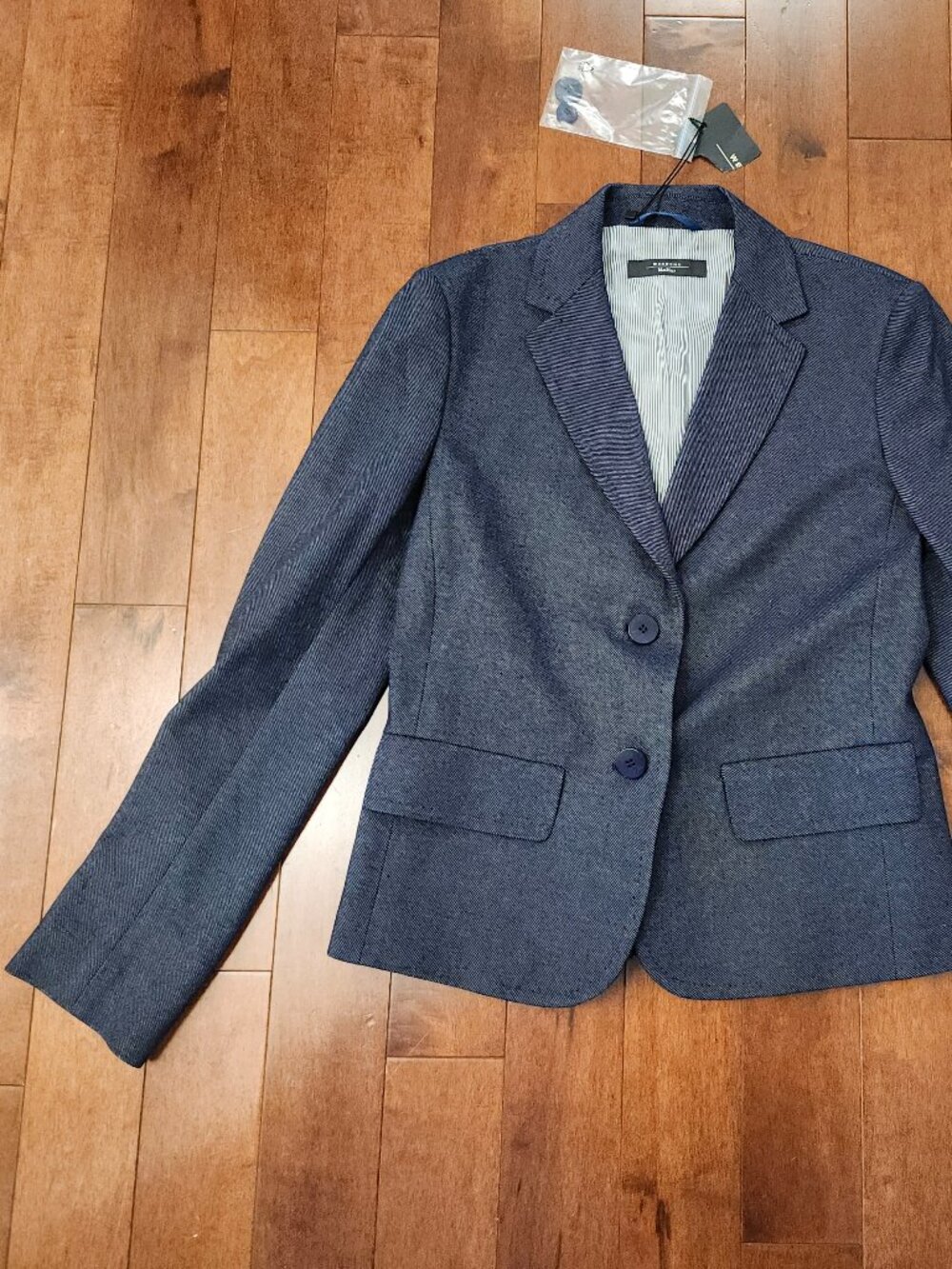 Weekend Max Mara women's cotton denim blazer in size US Small